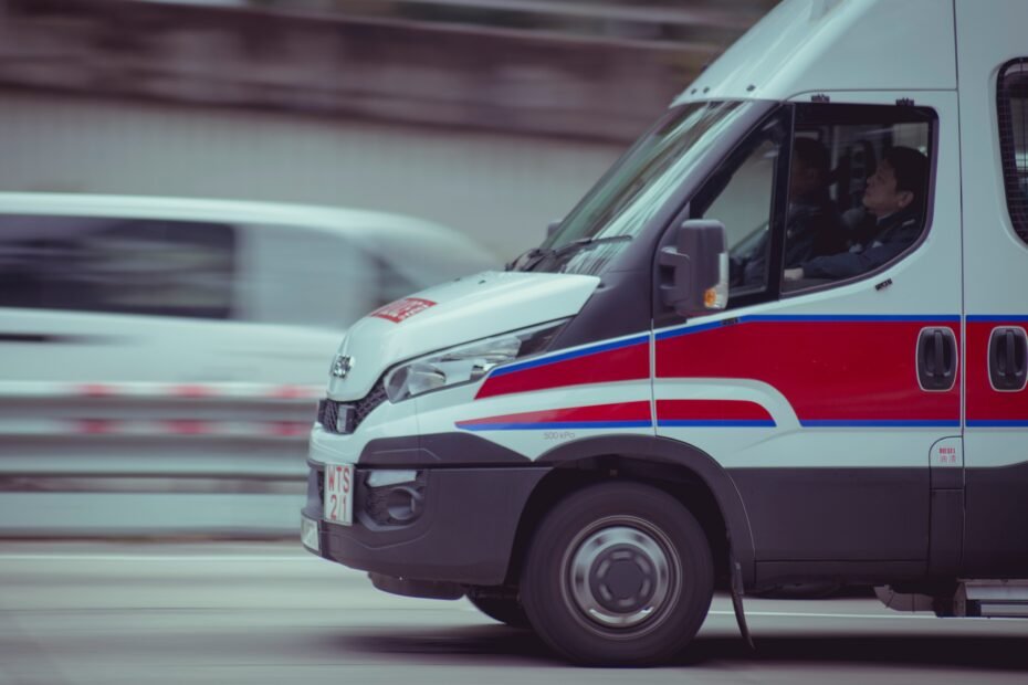 Chiller van driving through Dubai delivering temperature-sensitive goods